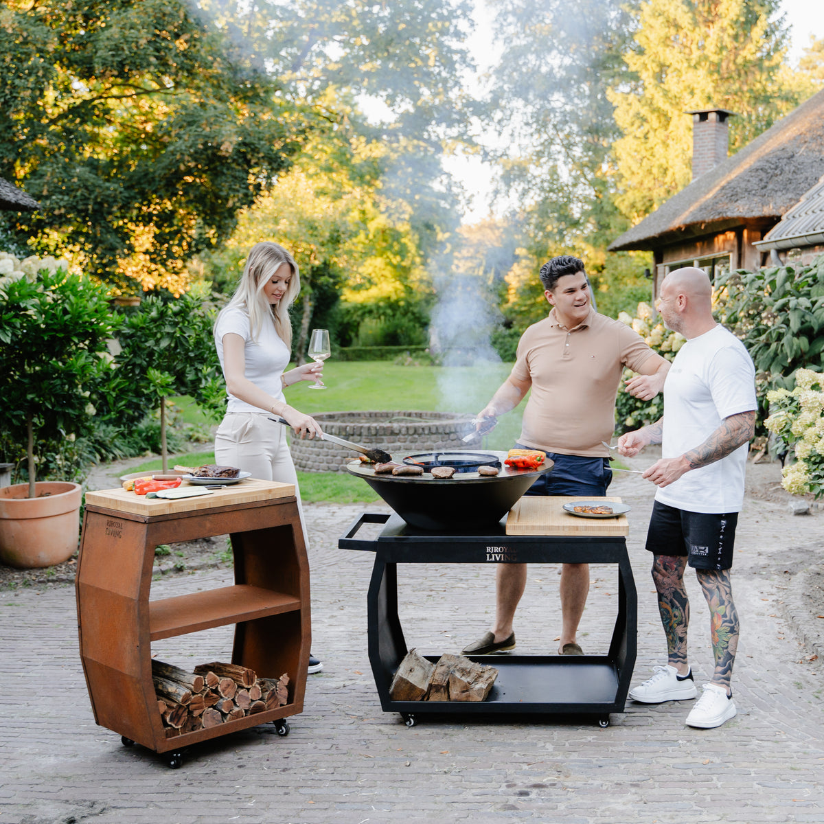BBQ Plancha Grill Big Jack Black 3.0 - Con tapa y leñero
